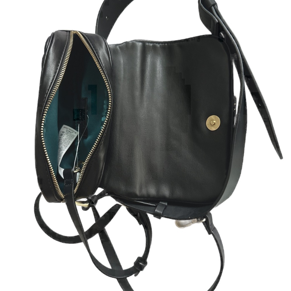 Zara Basics Faux Leather Crossbody - Picture 6 of 8